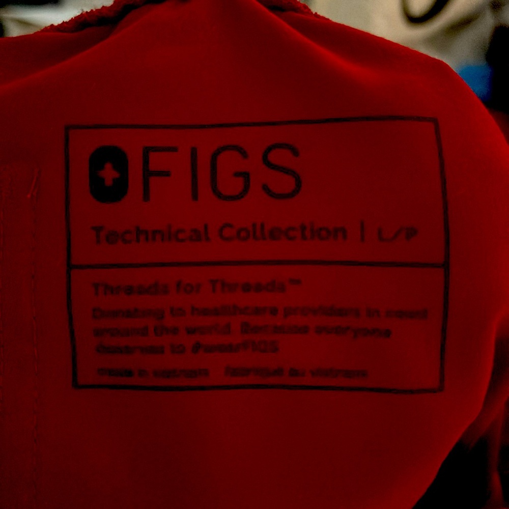 Figs scrub set